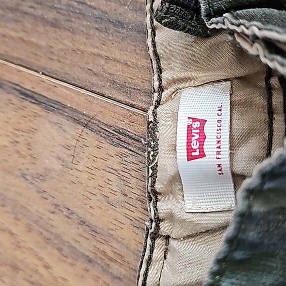 Boys Shorts - Picture 2 of 3